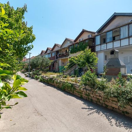 Studio Apartman Duje Trogir Exterior photo